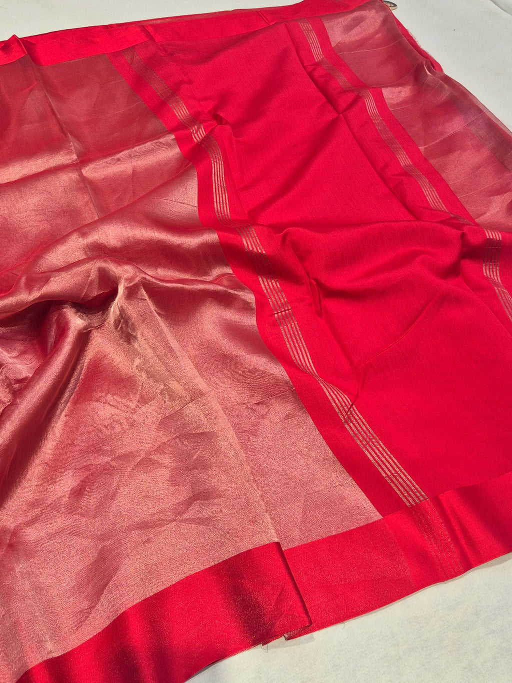 Red Tissue Silk Banarasi saree pallu detail