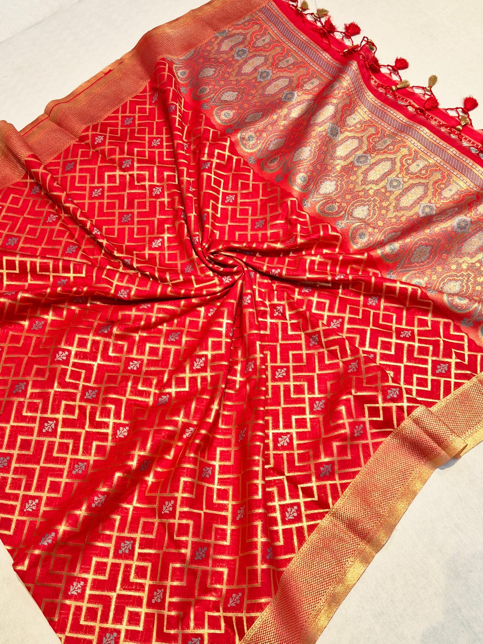 Red Pure Cotton Banarasi suit neckline detail