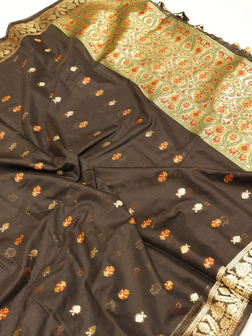 Black Pure Cotton Banarasi suit neckline detail