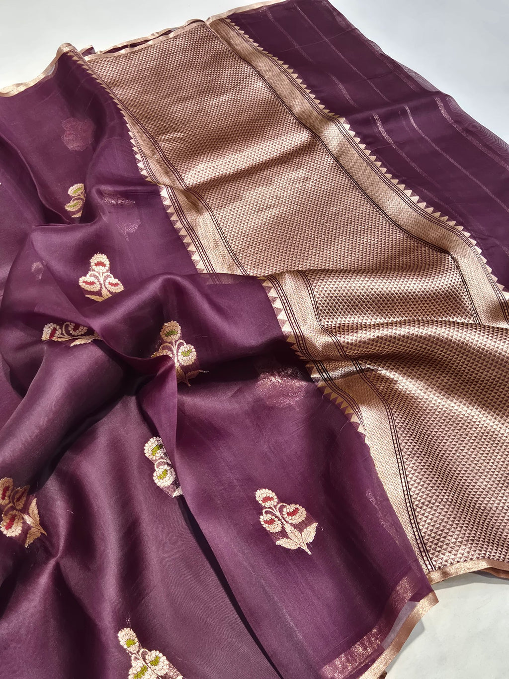 Plum Maroon Kora Silk Banarasi saree pallu detail