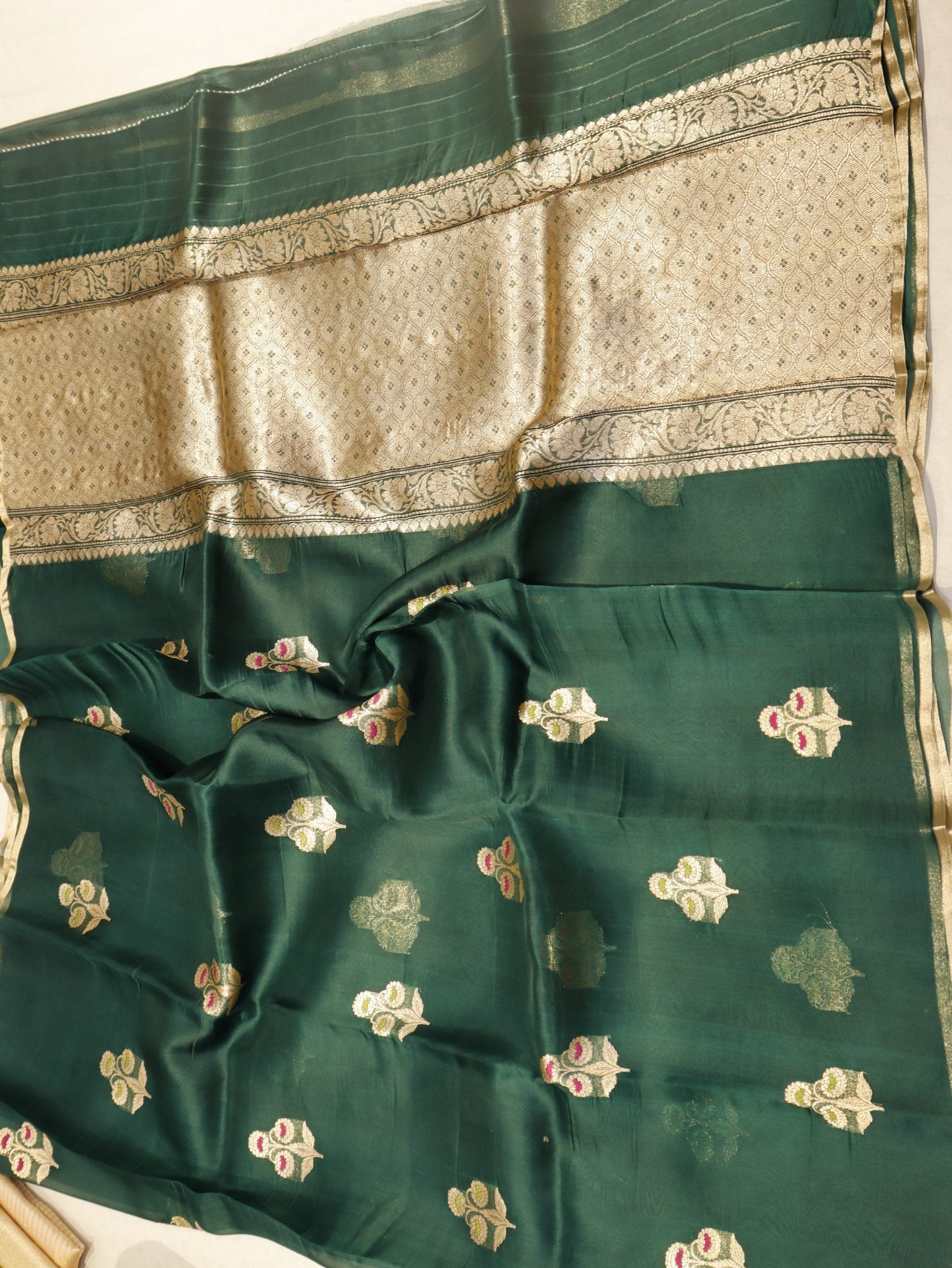 Green Kora Silk Banarasi saree texture detail
