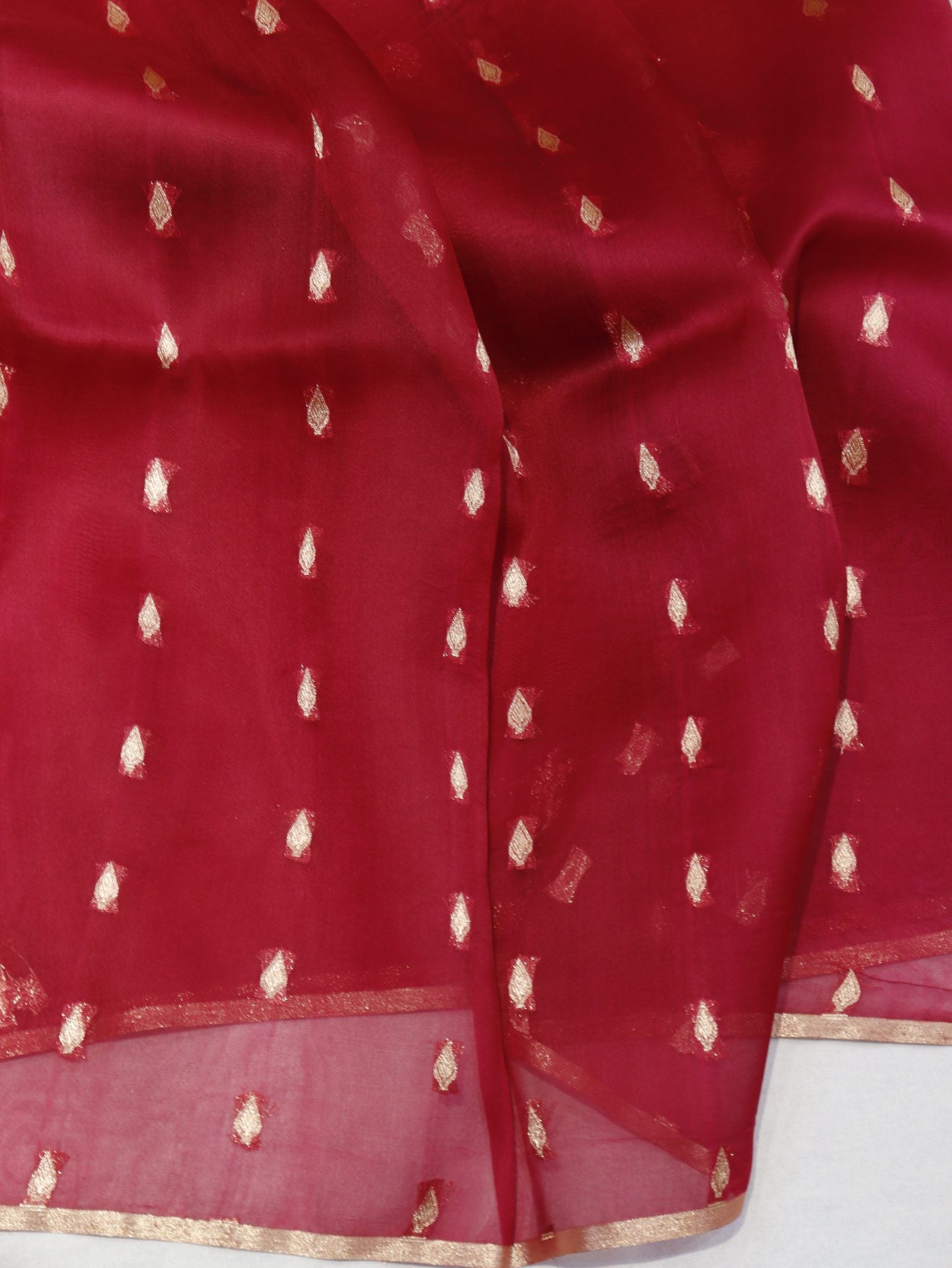 Cherry Red Kora Silk Banarasi saree full spread