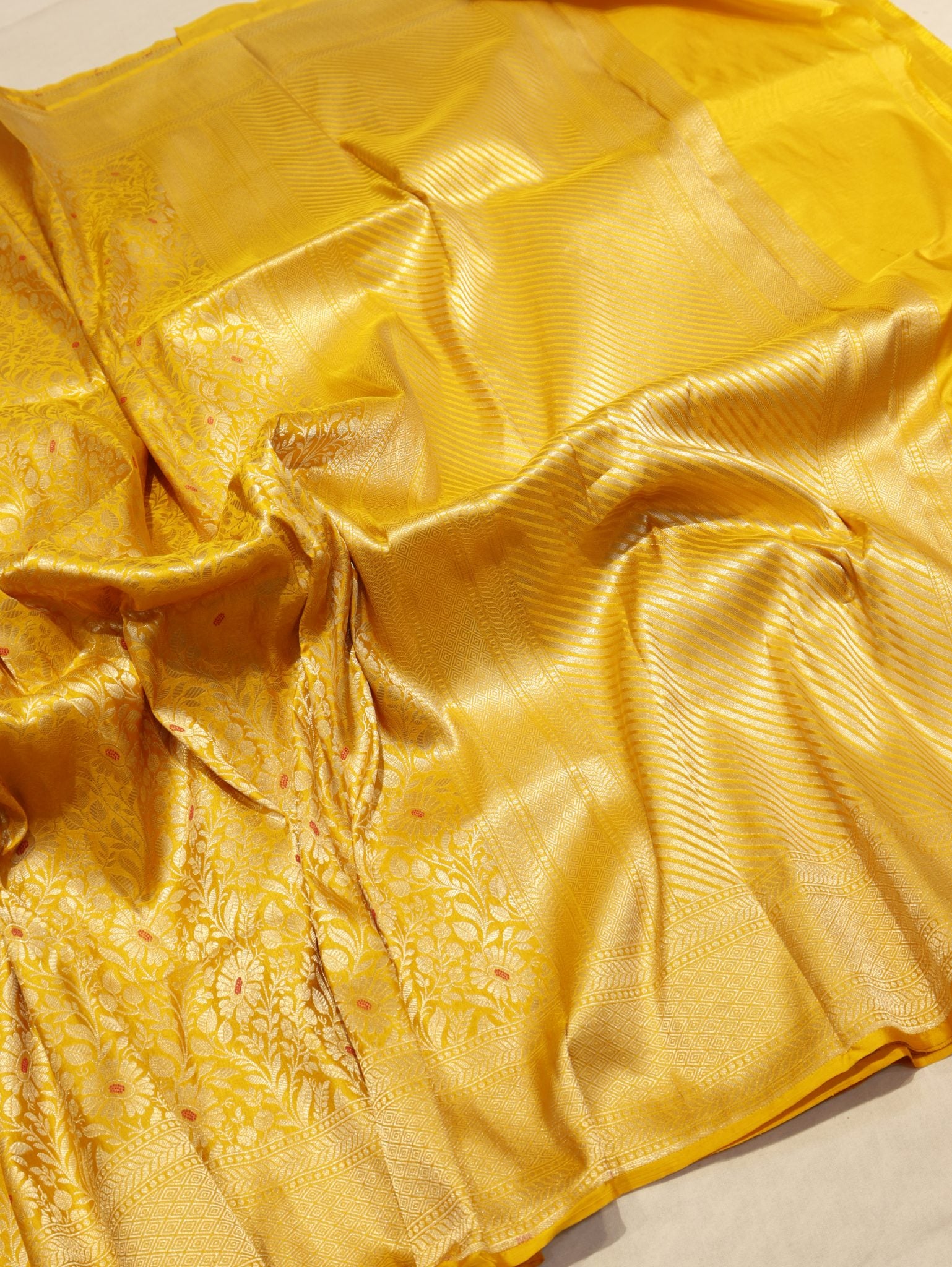 Yellow Katan Silk Banarasi saree pallu detail