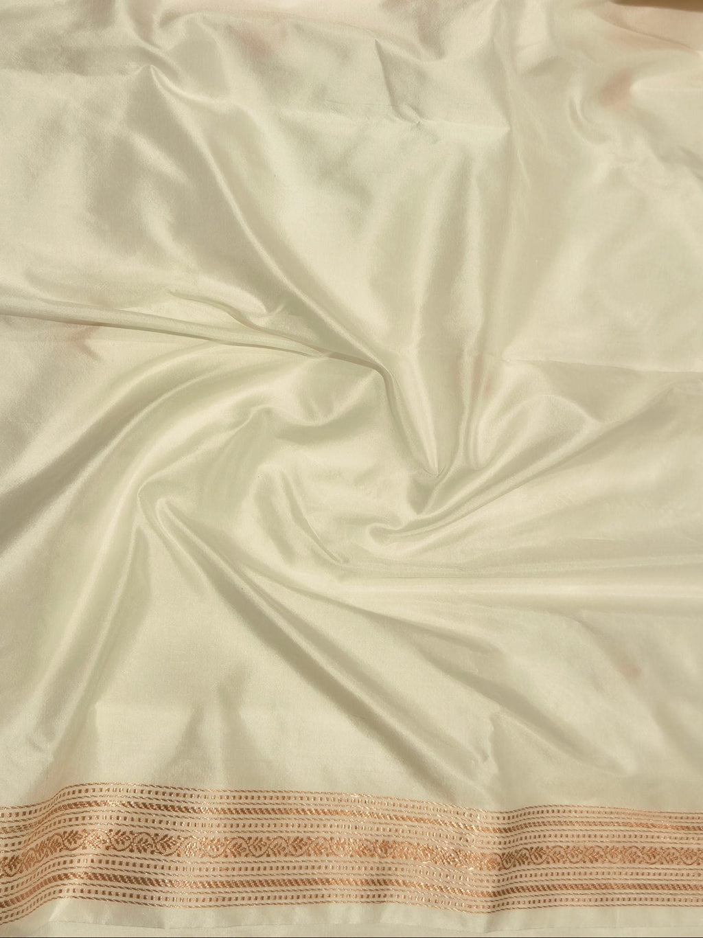 White Katan Silk Banarasi saree full spread