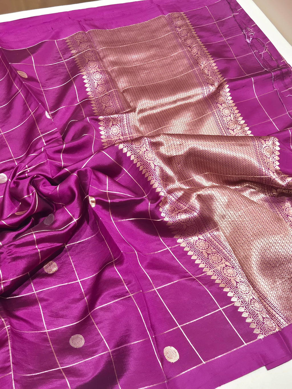 Magenta Soft Katan Banarasi saree pallu detail