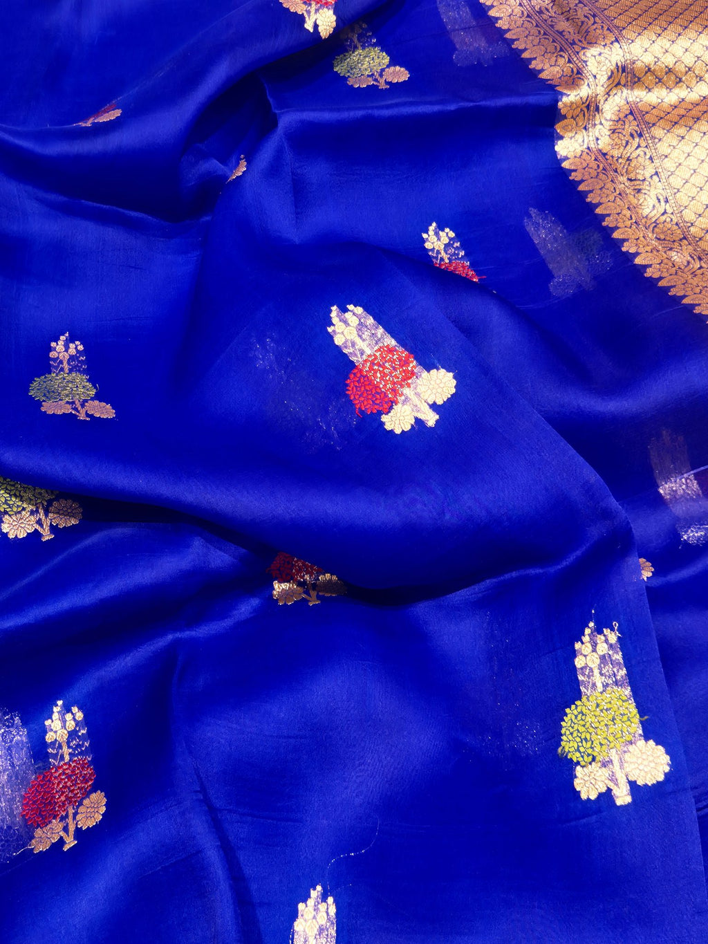 Blue Kora Silk Banarasi saree border closeup