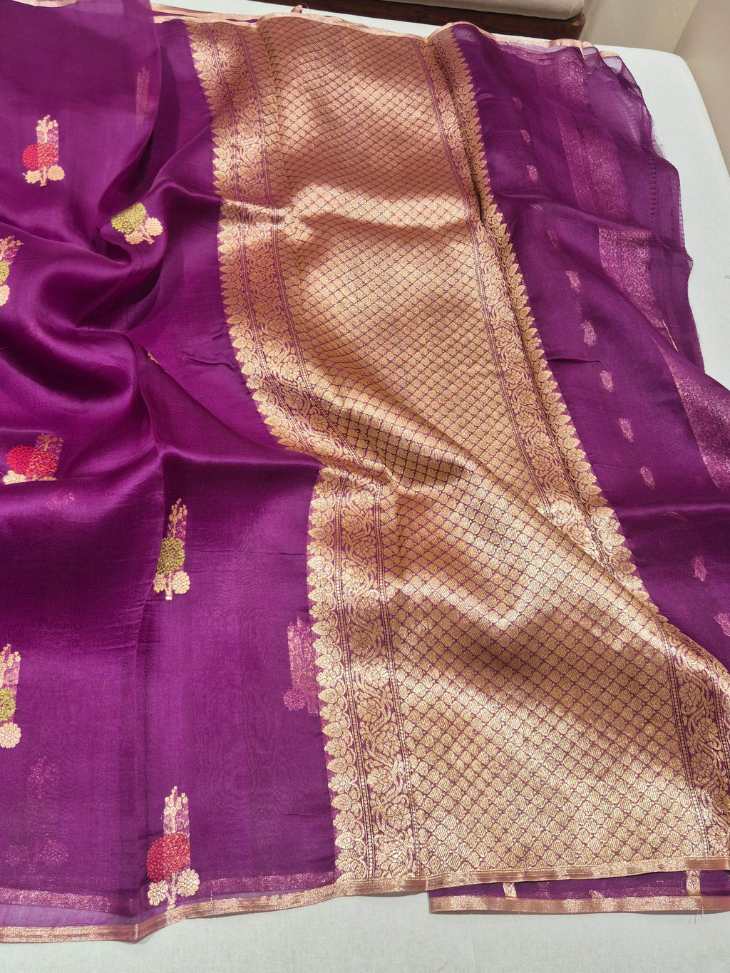 Dark Magenta Kora Silk Banarasi saree full spread