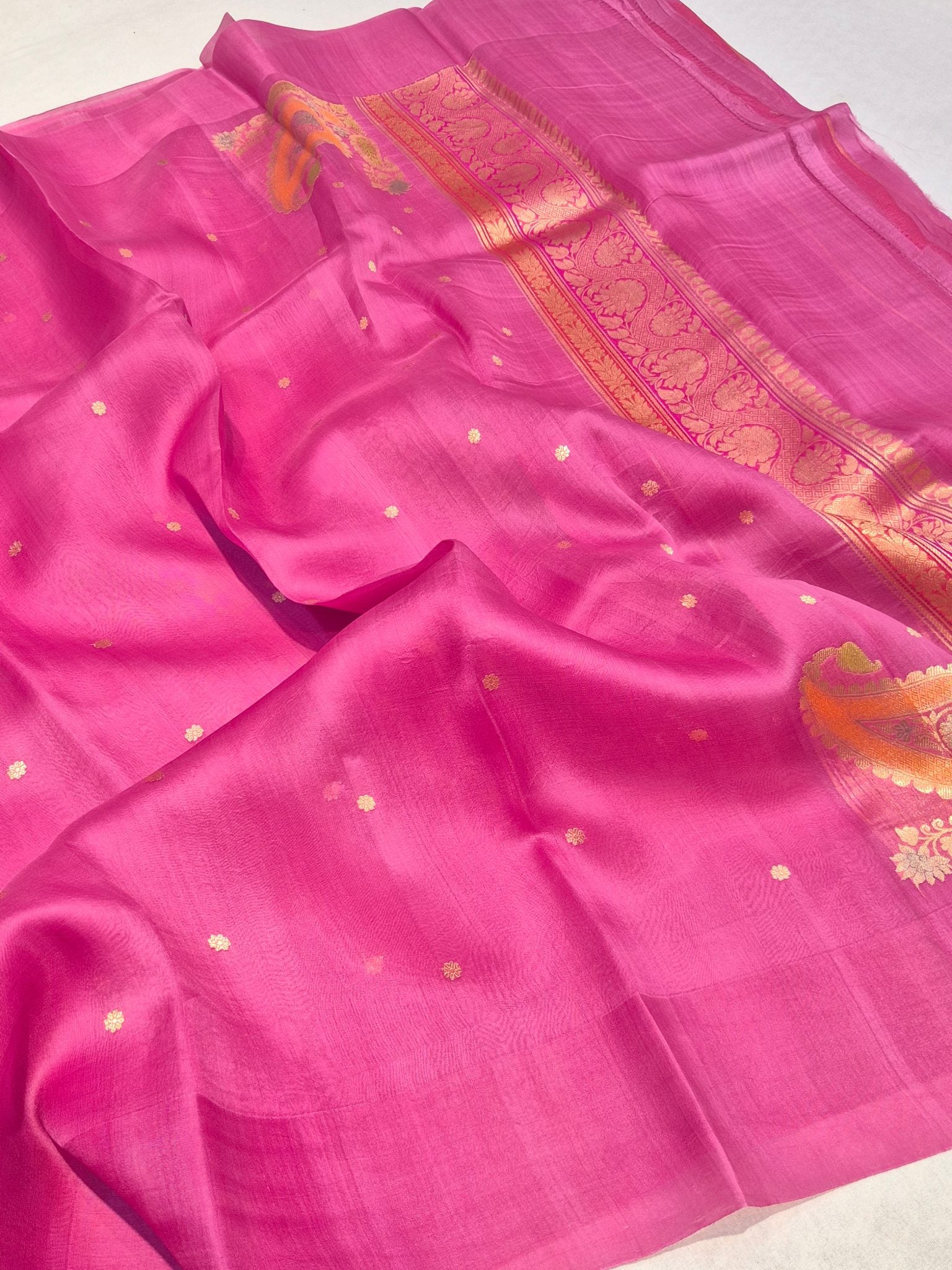 Pink Kora Silk Banarasi saree pallu detail