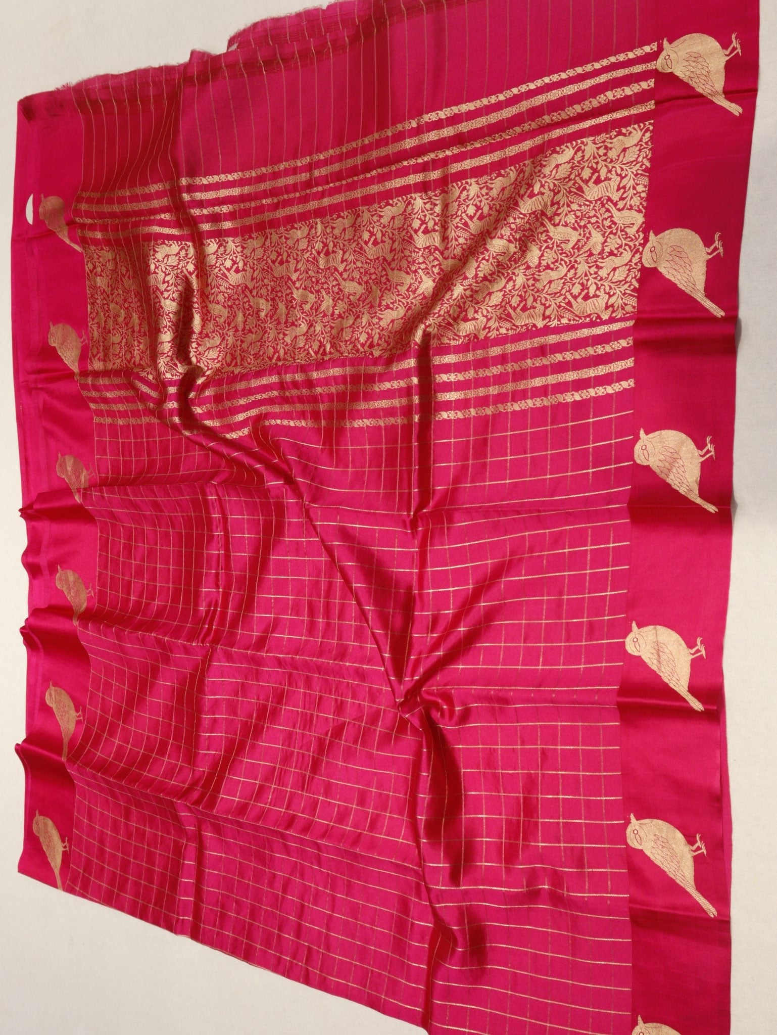 Pink Soft Katan Banarasi saree texture detail