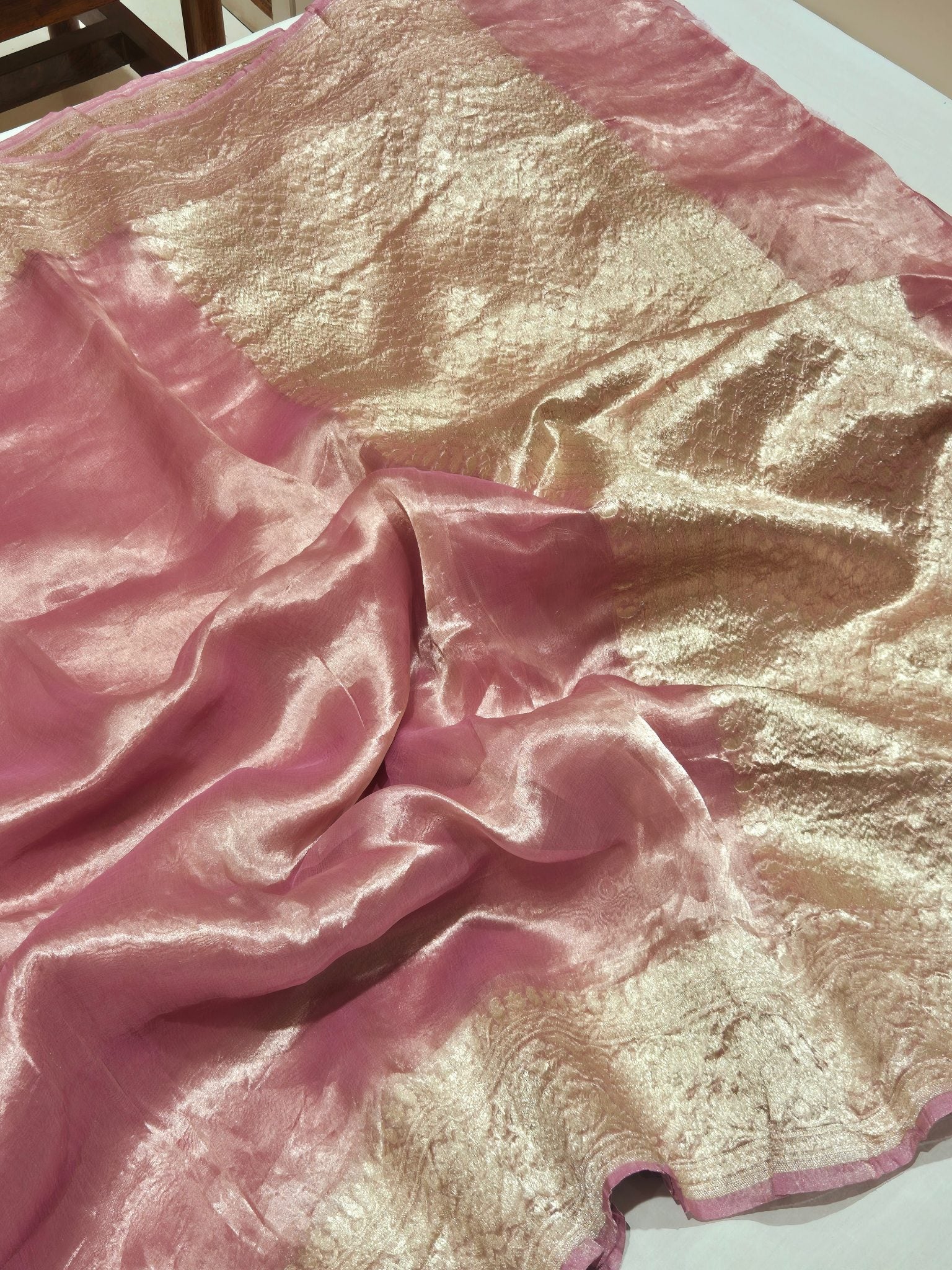 Soft Pink Tissue Silk Banarasi saree pallu detail