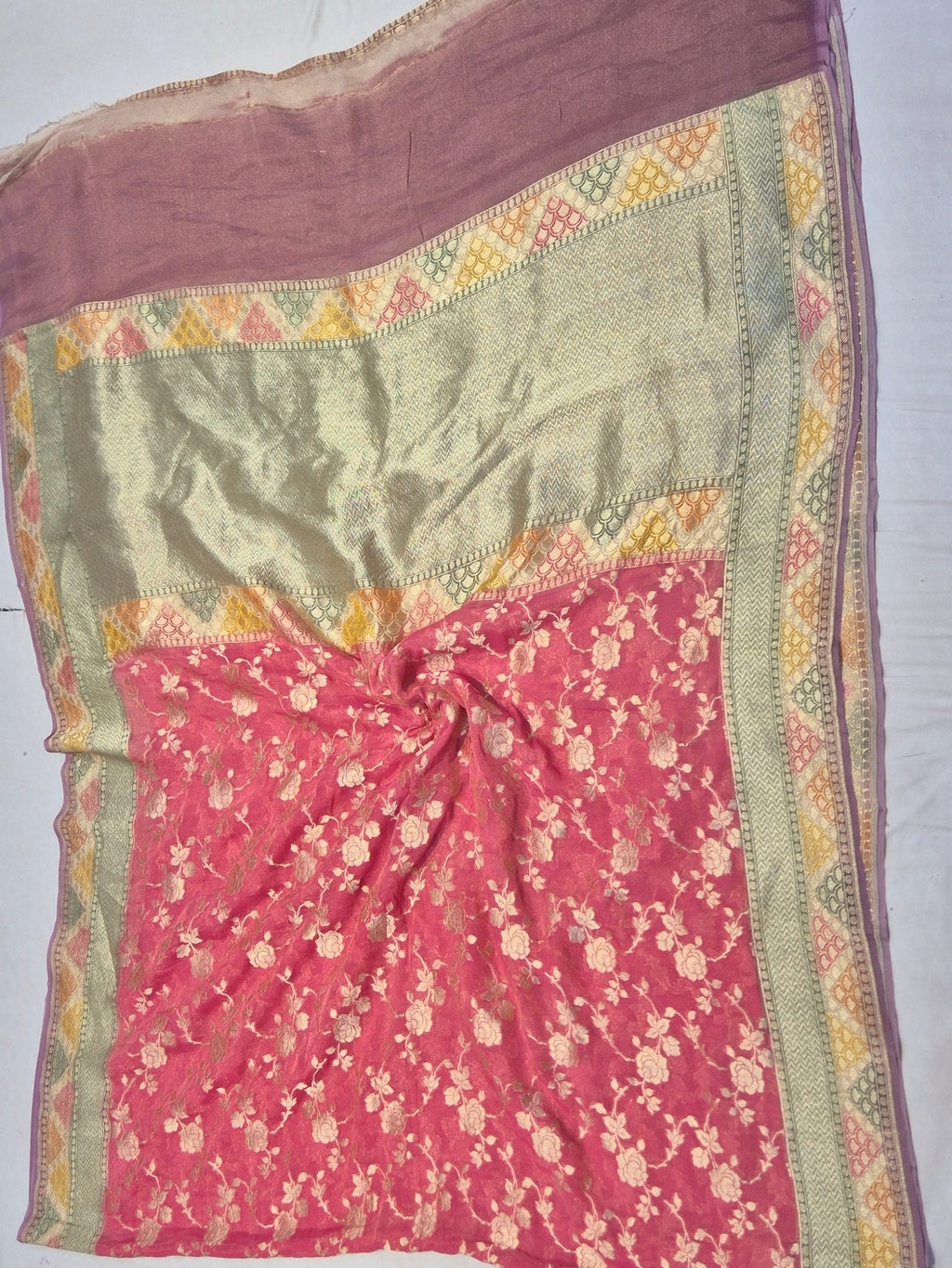 Pink Georgette Tissue Banarasi saree texture detail