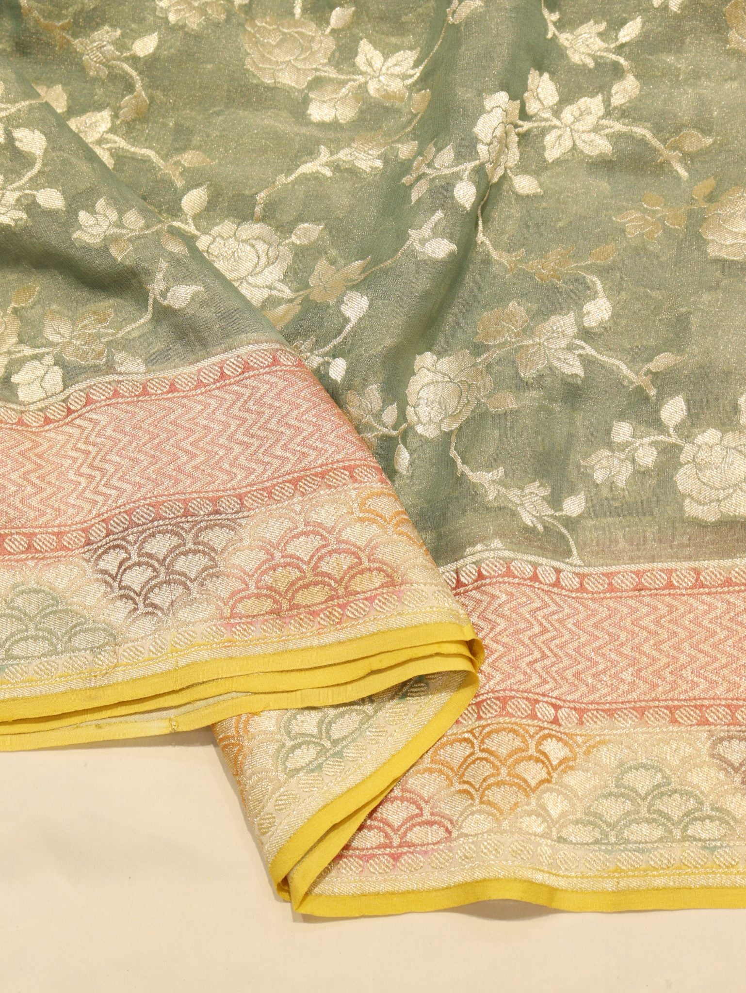 Green Pure Georgette Tissue Silk Banarasi saree full spread
