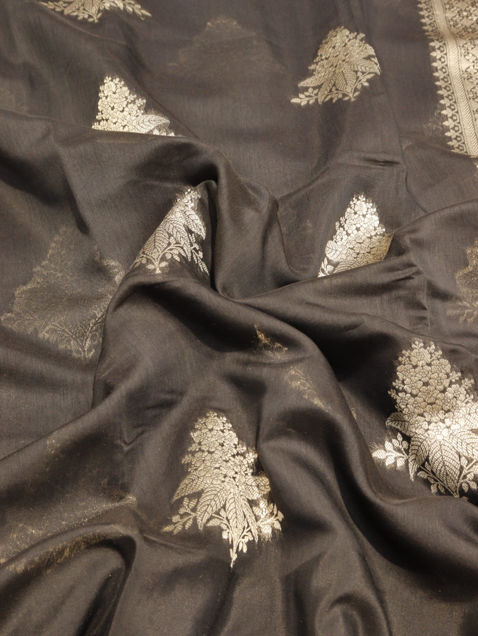 Black Pure Cotton Banarasi saree border closeup