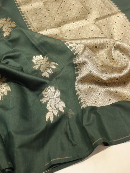 Bottle Green Pure Cotton Banarasi saree front drape view