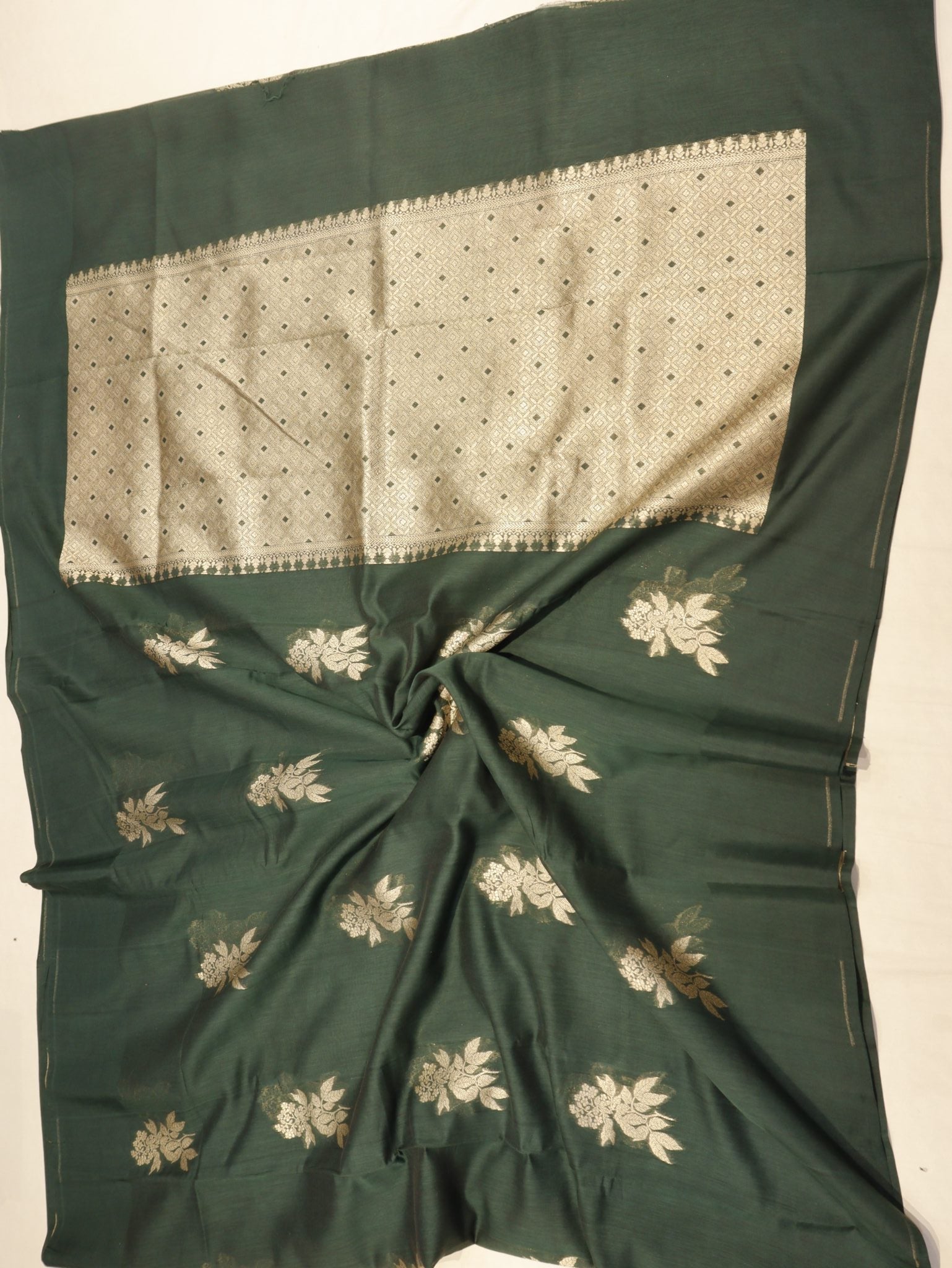 Bottle Green Pure Cotton Banarasi saree zari work detail