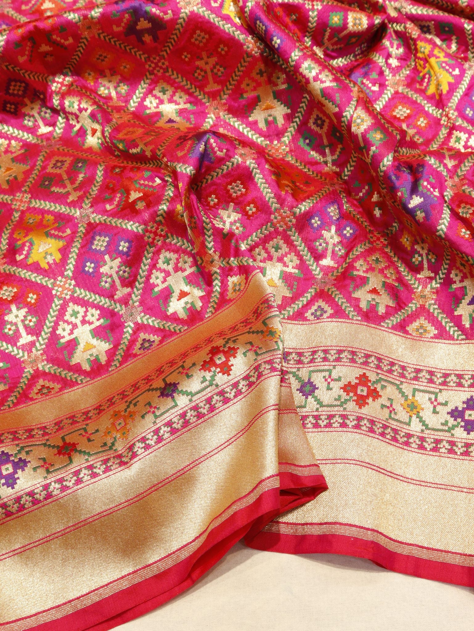 Pink Katan Silk Banarasi dupatta zari work detail