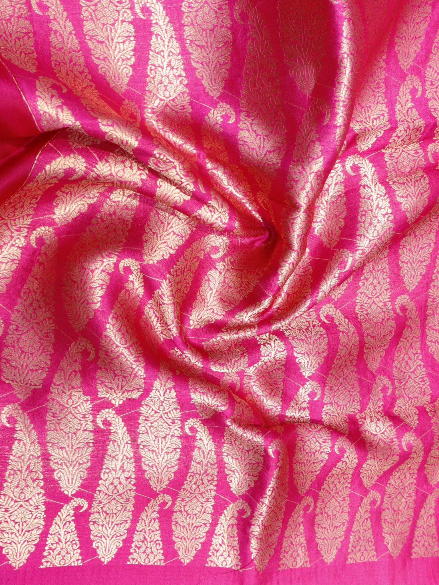 Pink Kora Silk Banarasi saree texture detail