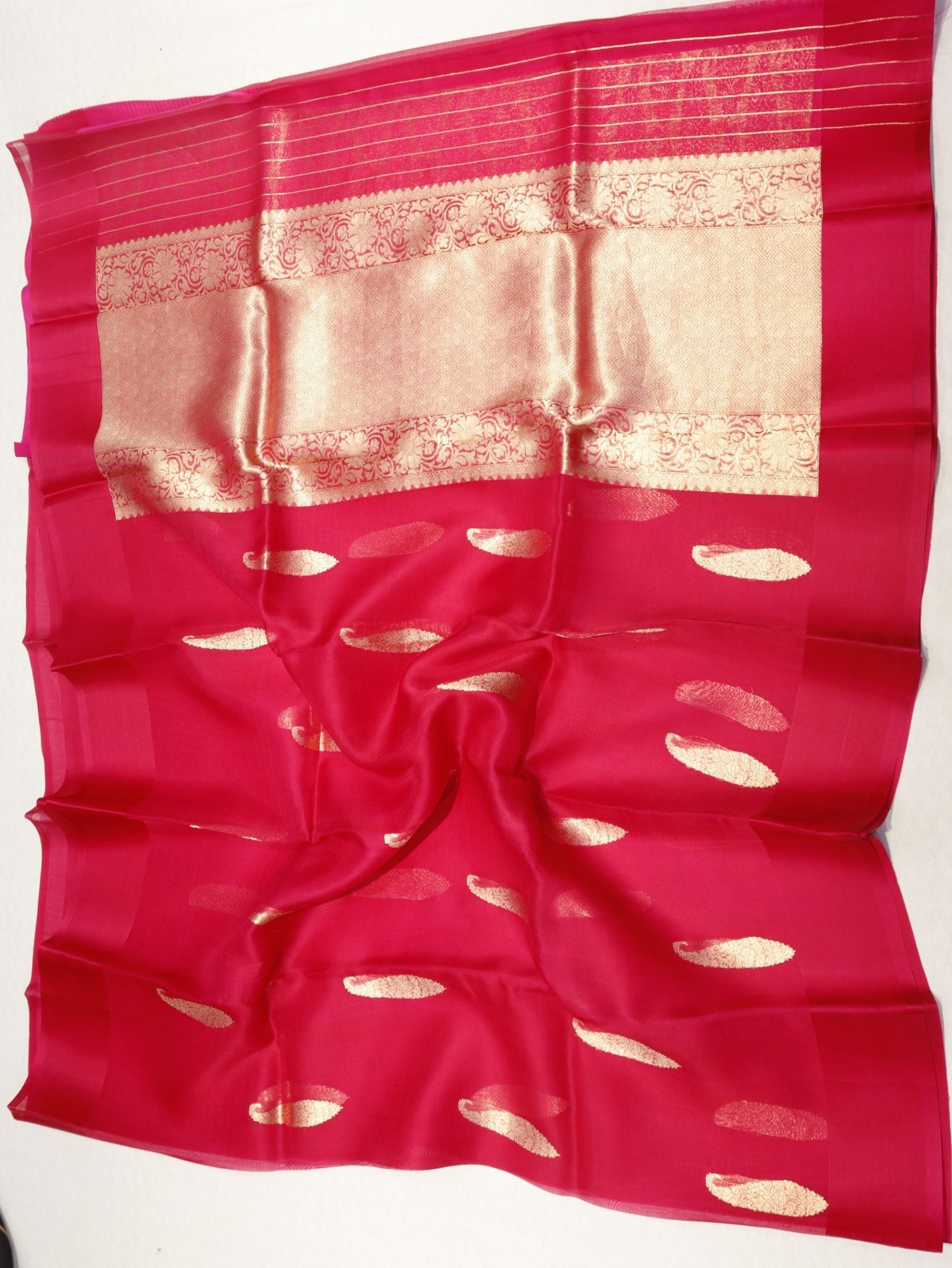 Pink Kora Silk Banarasi saree zari work detail