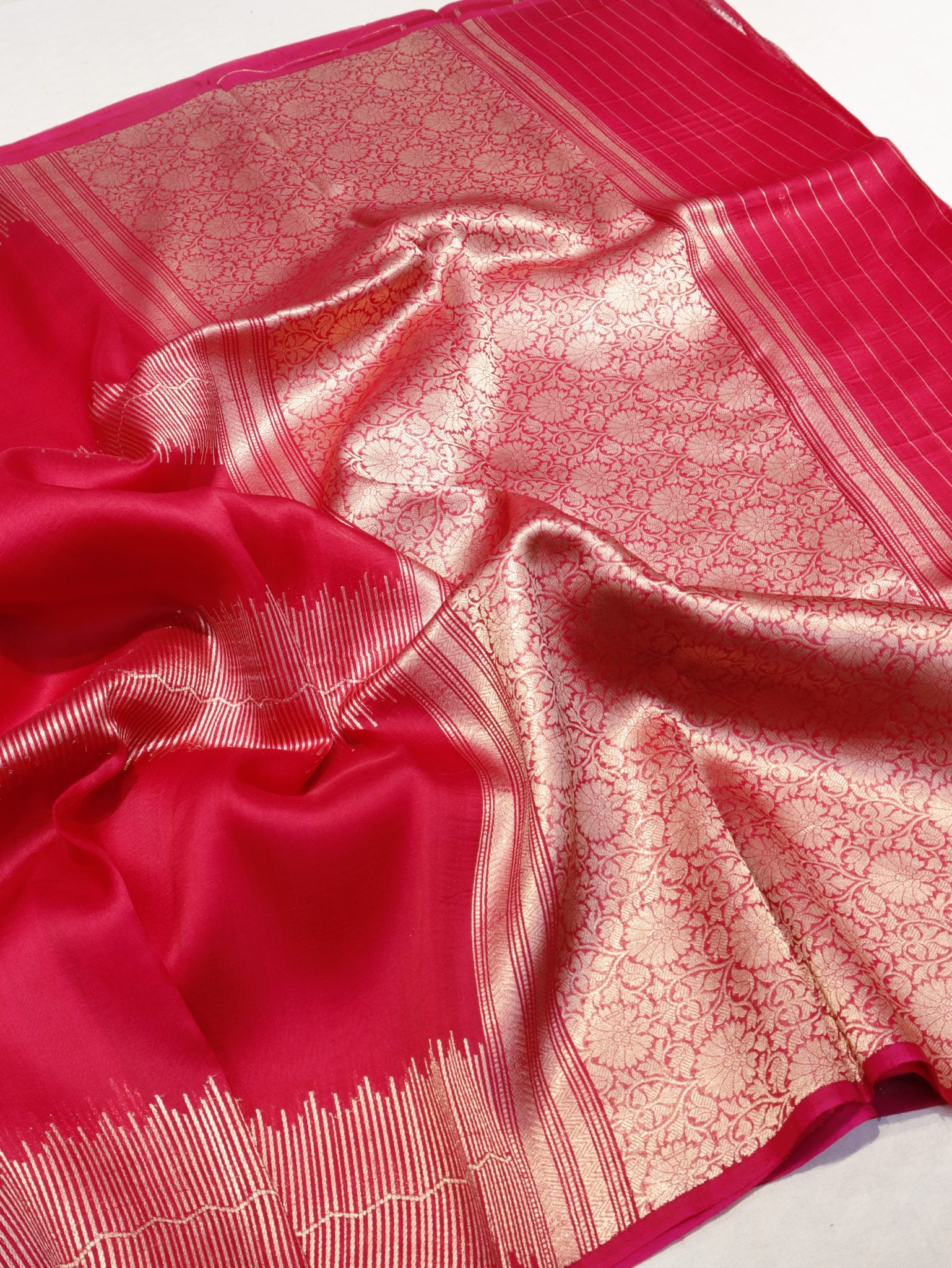 Pink Kora Silk Banarasi saree pallu detail