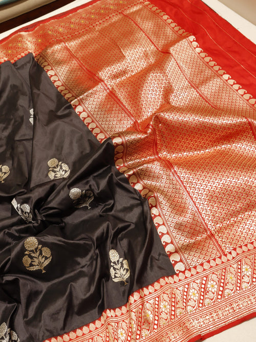 Black Katan Silk Banarasi saree pallu detail