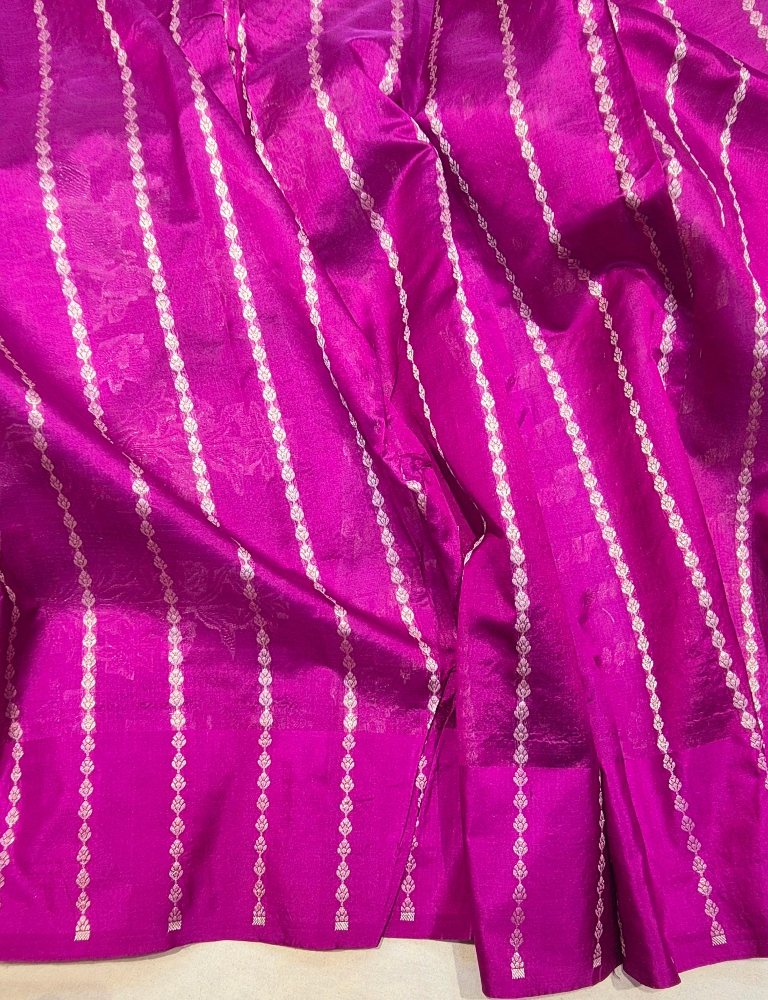 Magenta Pink Kora Silk Banarasi saree texture detail