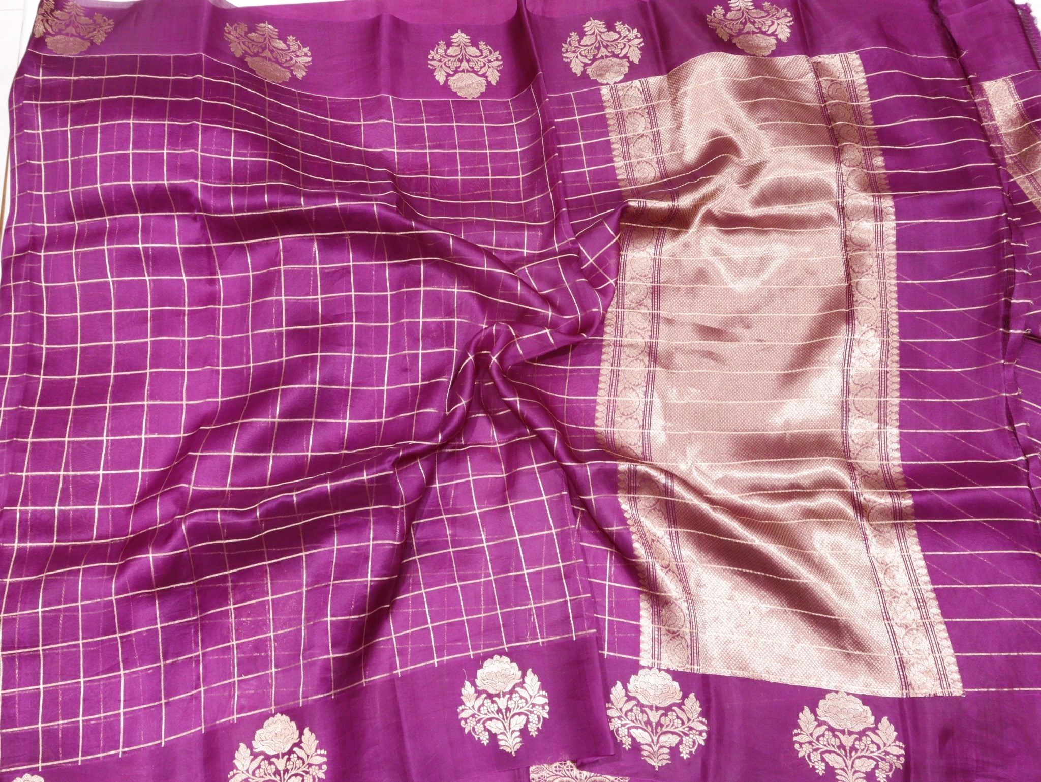 Purple Kora Silk Banarasi saree border closeup