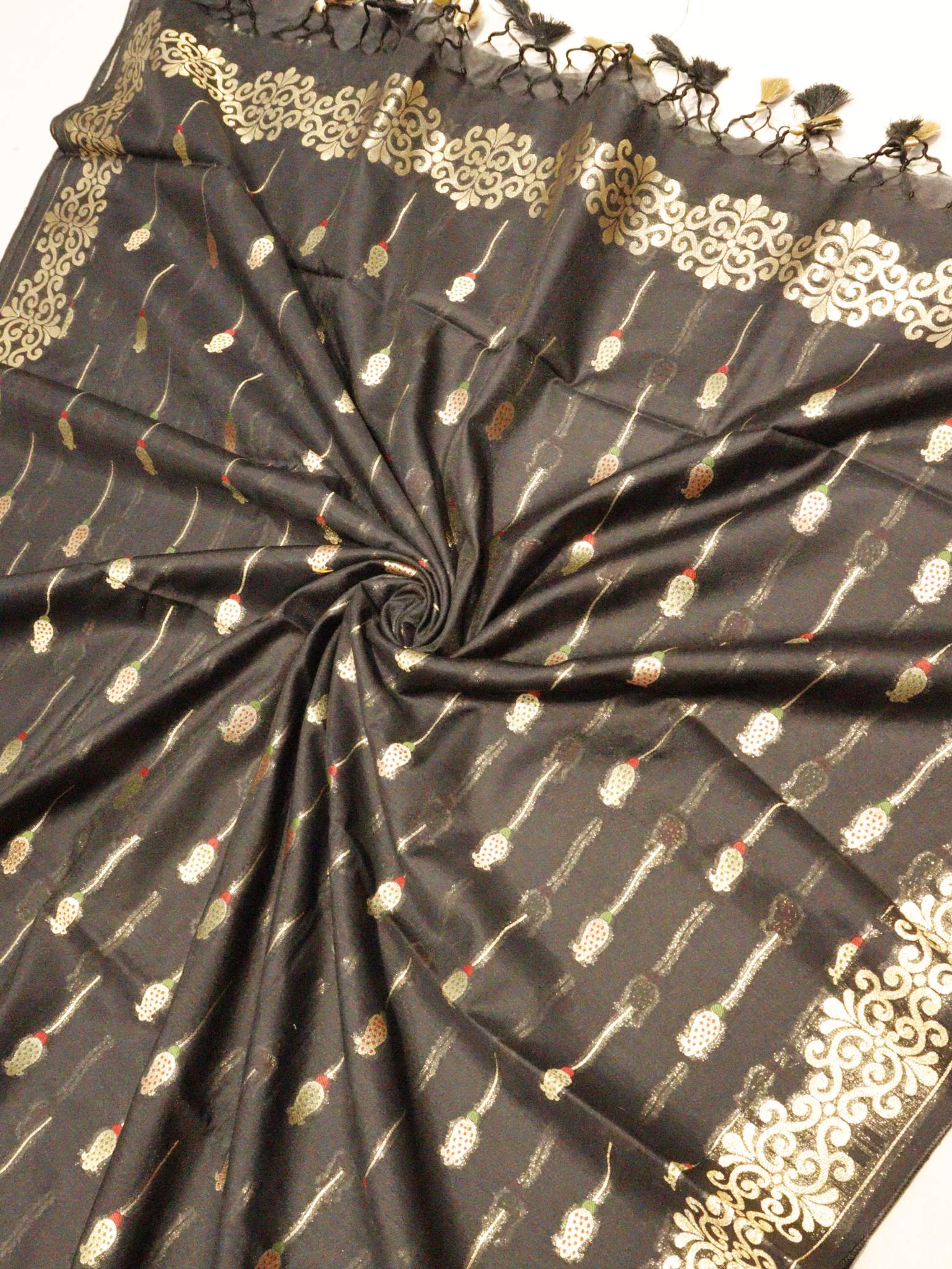 Black Pure Cotton Banarasi suit dupatta detail