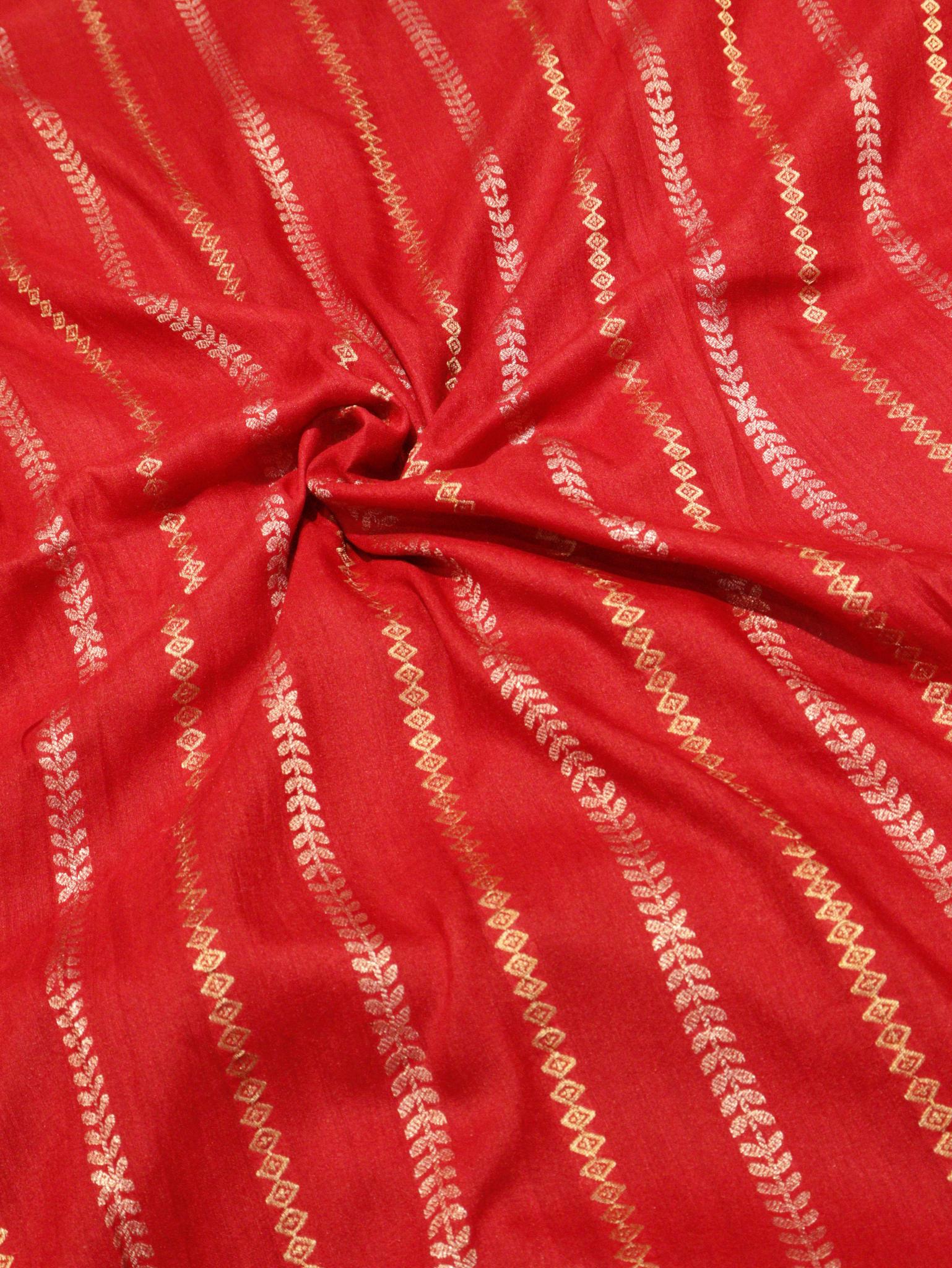 Off White with Red Moonga Silk Banarasi saree full spread