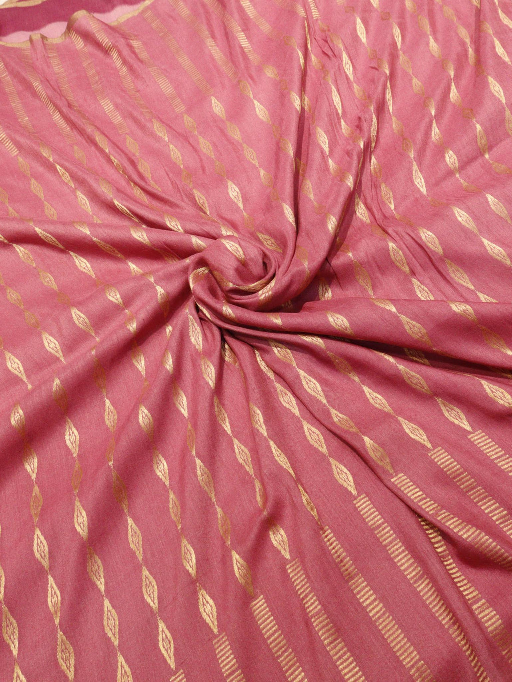 Bubblegum Pink Moonga Silk Banarasi saree texture detail