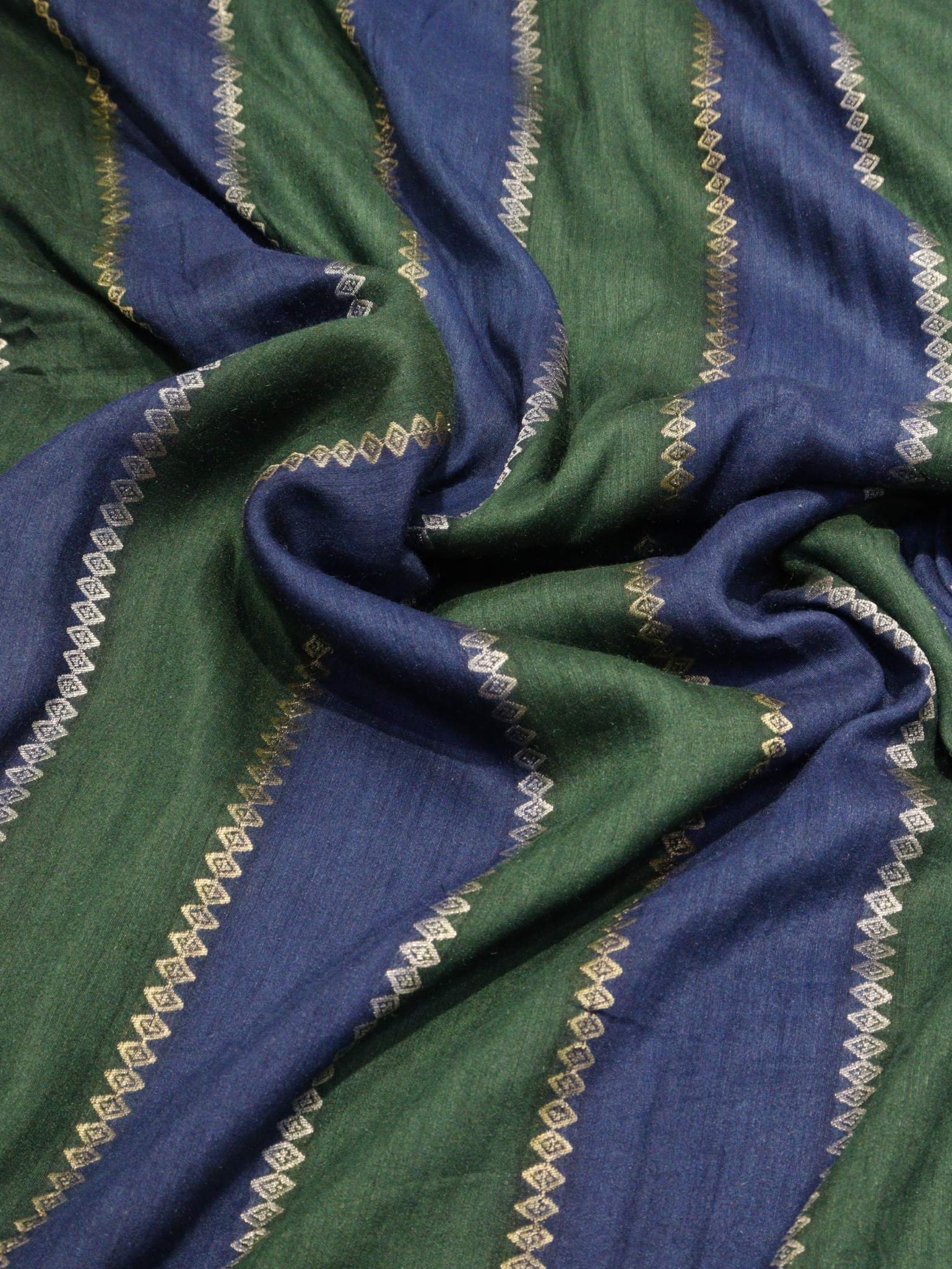Bottle Green with Blue Moonga Silk Banarasi saree pallu detail