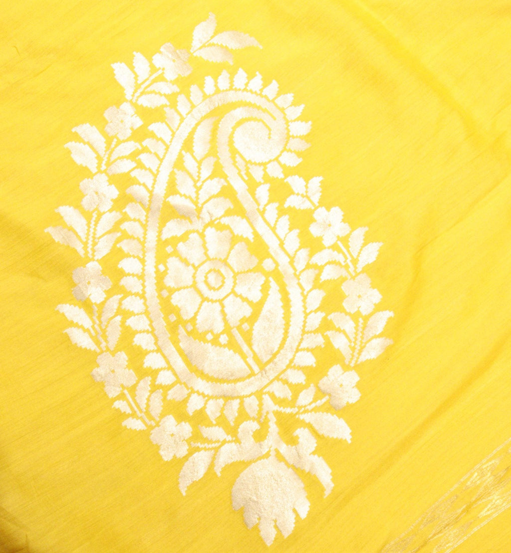 Yellow Moonga Silk Banarasi saree border closeup