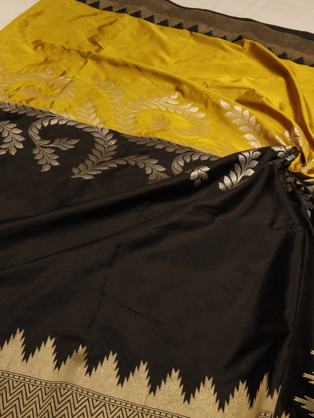 Mehendi Yellow & black Katan Silk Banarasi saree blouse piece