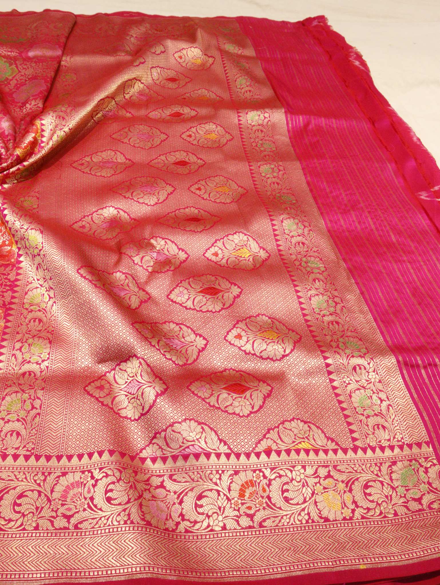 Rani Pink Katan Silk Banarasi saree border closeup