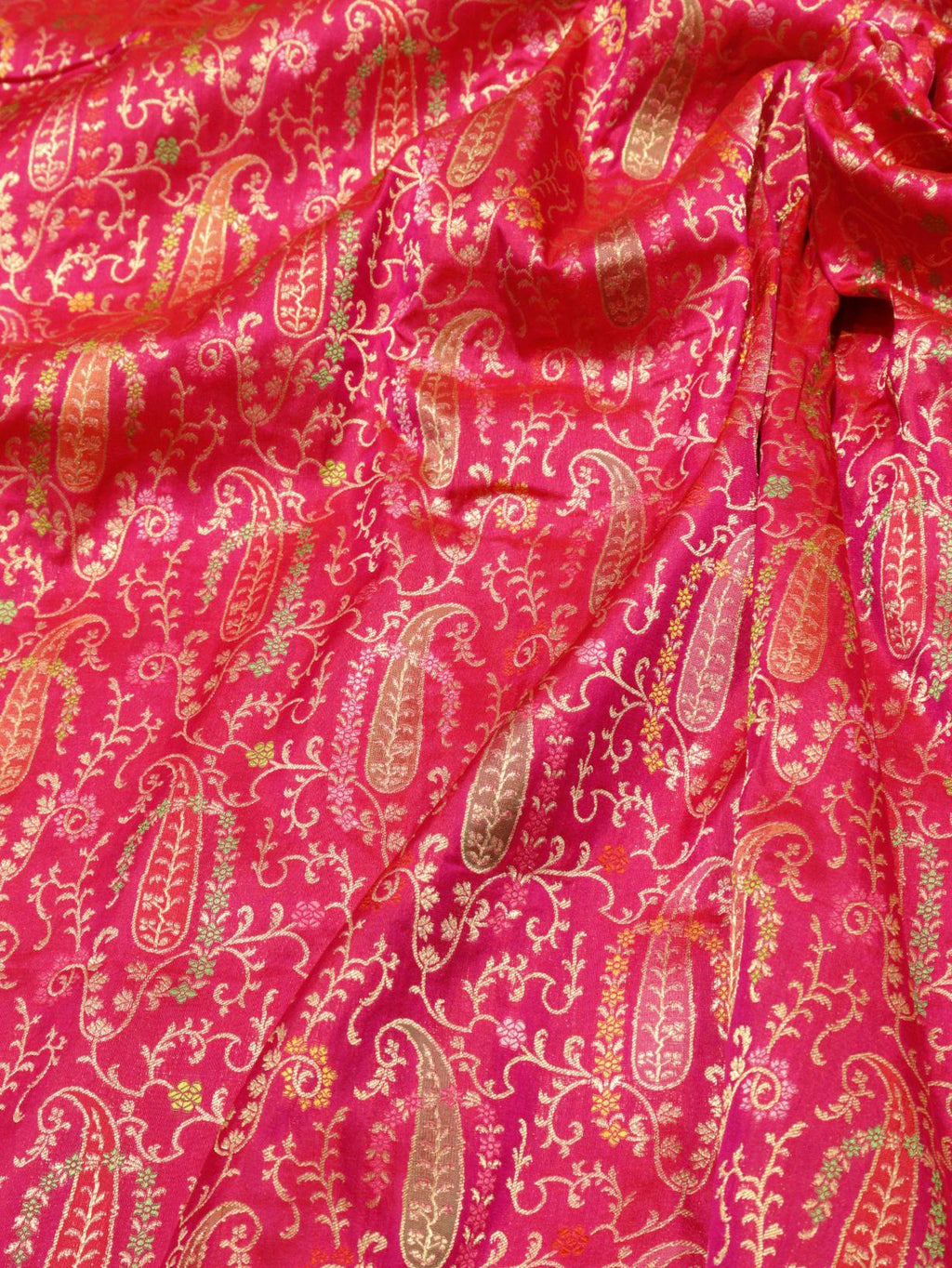 Magenta Soft Katan Banarasi saree pallu detail