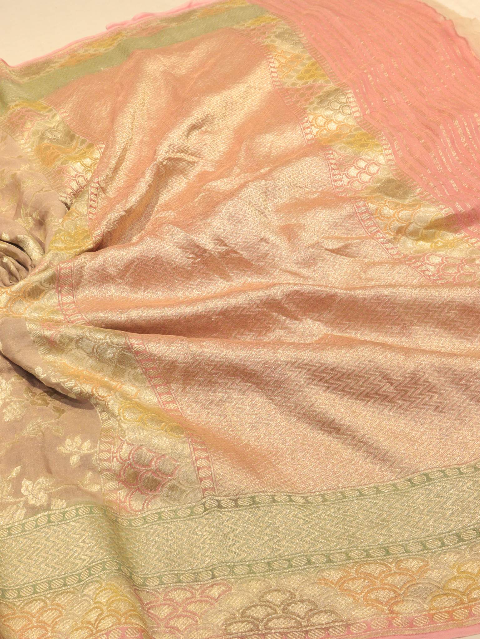 Taupe Rose Gold Tissue Georgette Banarasi saree border closeup