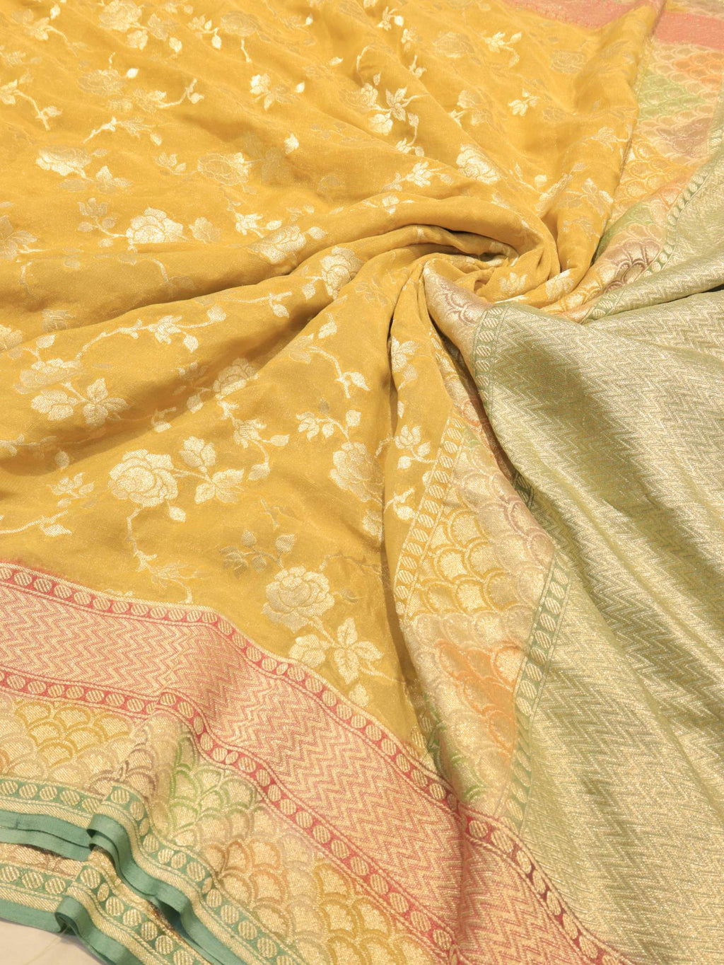Yellow Tissue Georgette Banarasi saree pallu detail