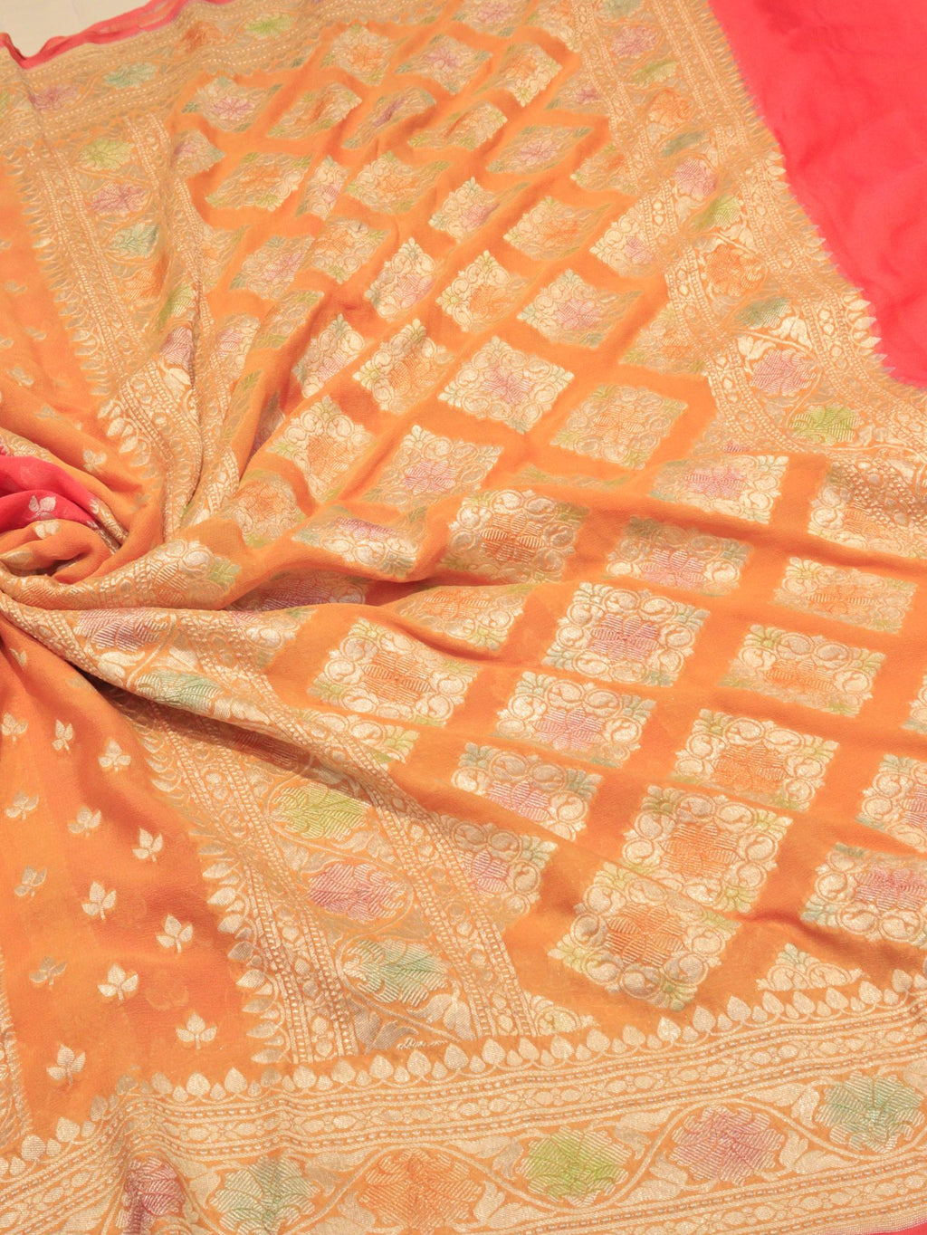 Rangkart Khaddi Georgette Banarasi saree border closeup
