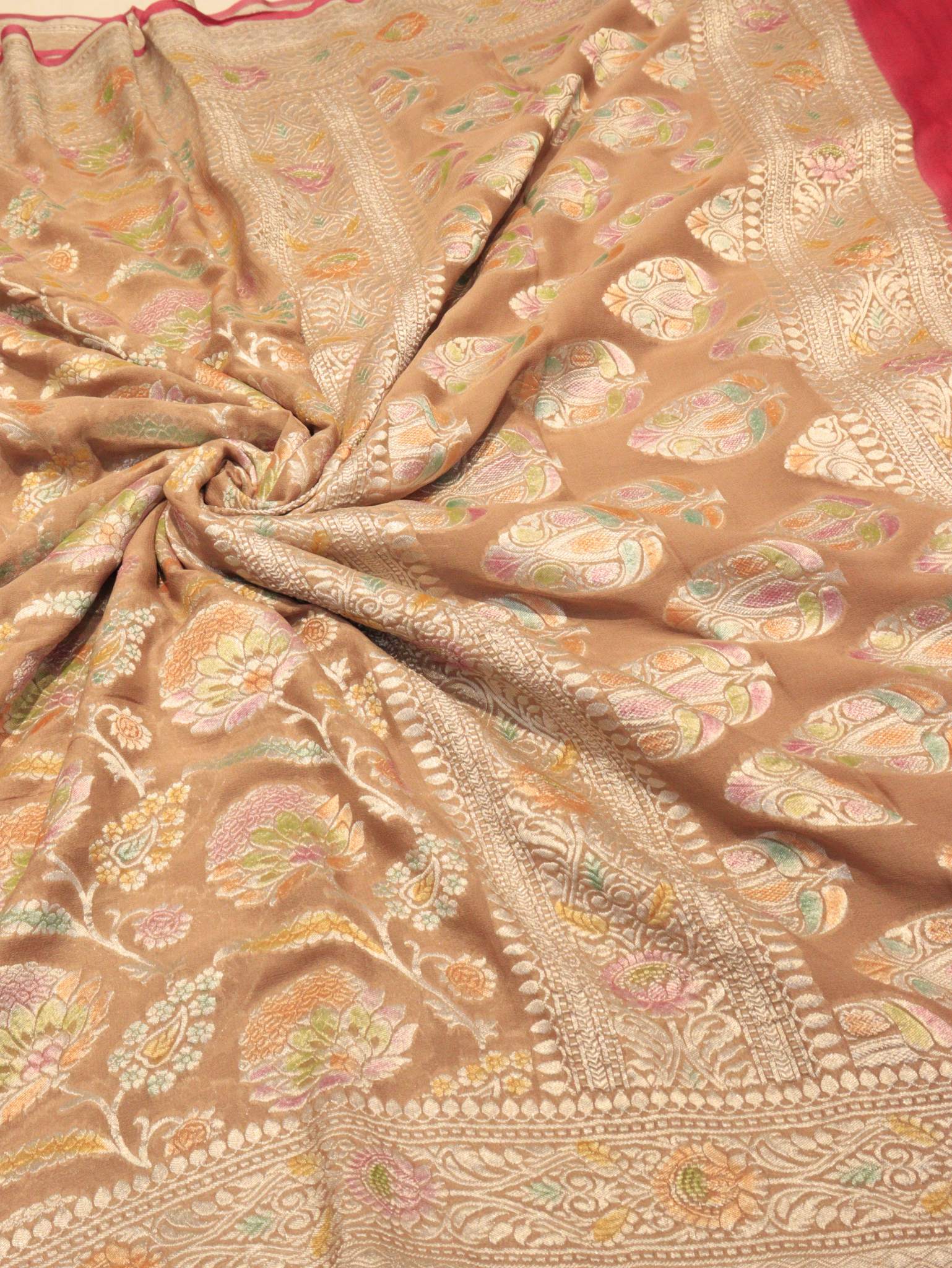 Taupe Khaddi Georgette Banarasi saree border closeup