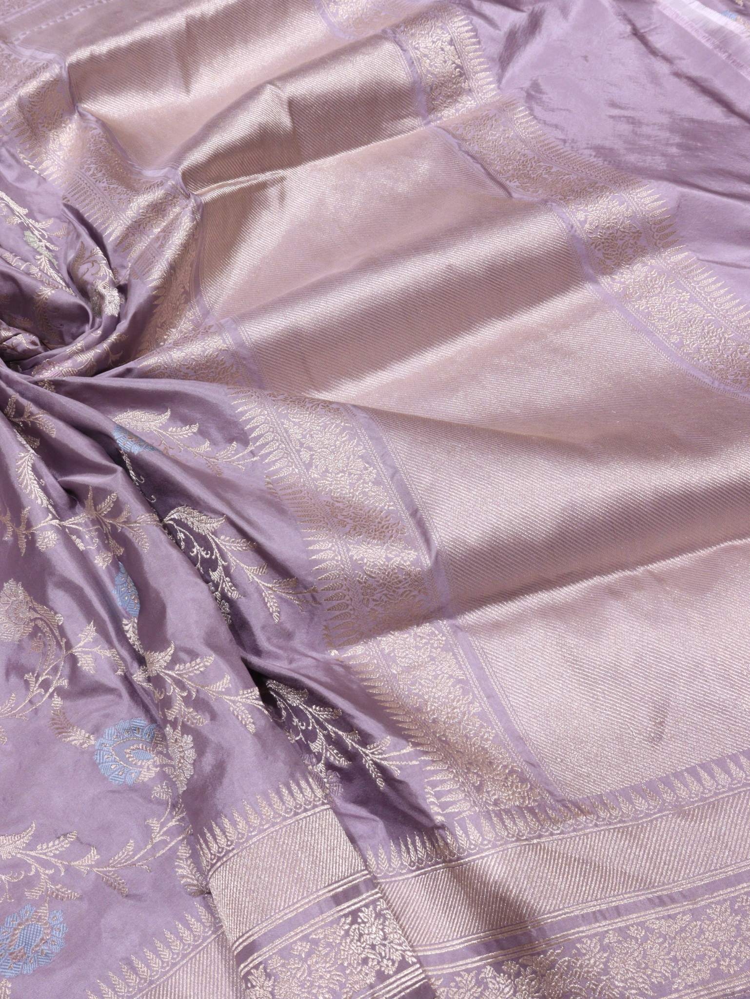 Lilac Katan Silk Banarasi saree pallu detail