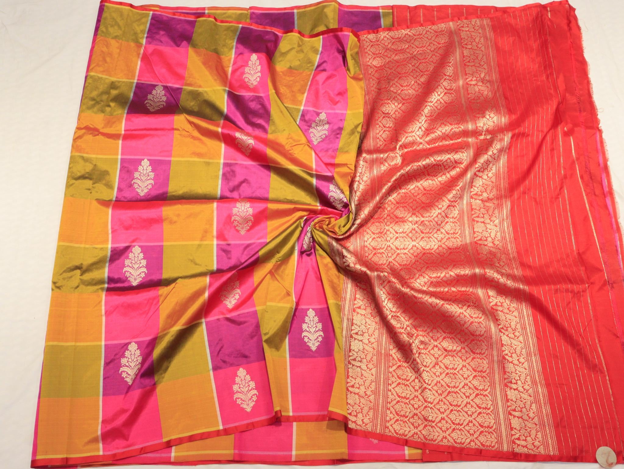 Rangkat Katan Silk Banarasi saree texture detail