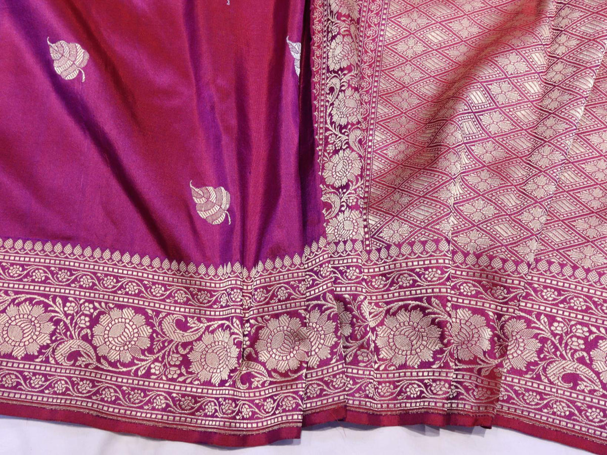 Dhoop Chav Magenta Katan Silk Banarasi saree border closeup