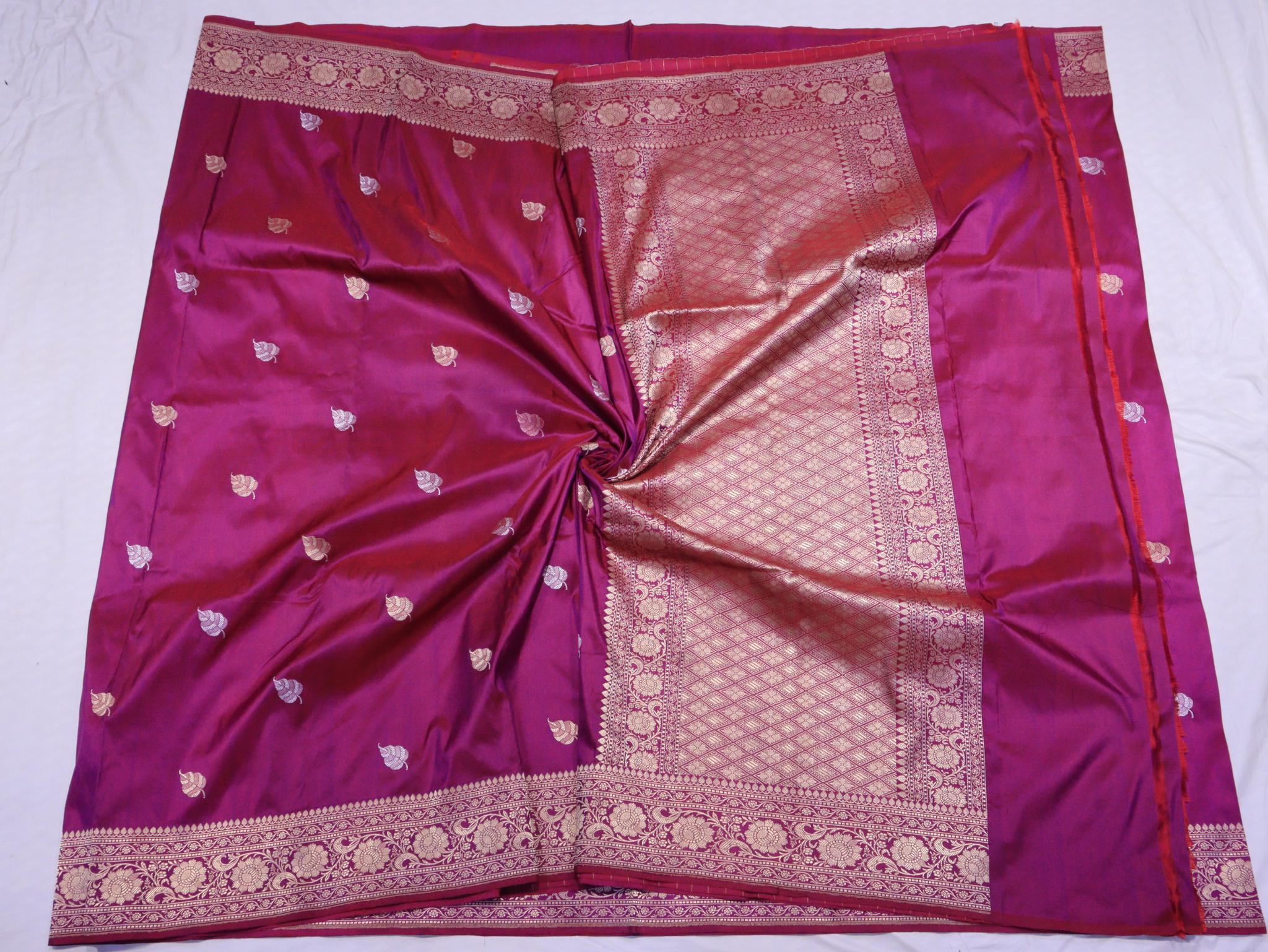 Dhoop Chav Magenta Katan Silk Banarasi saree texture detail