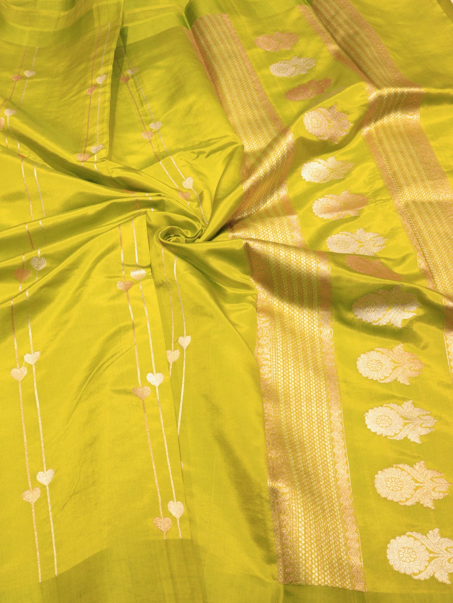 Olive Green Katan Silk Banarasi saree border closeup