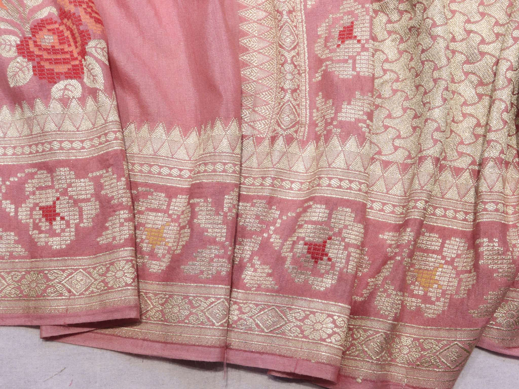 Dusty Rose Moonga Silk Banarasi saree border closeup
