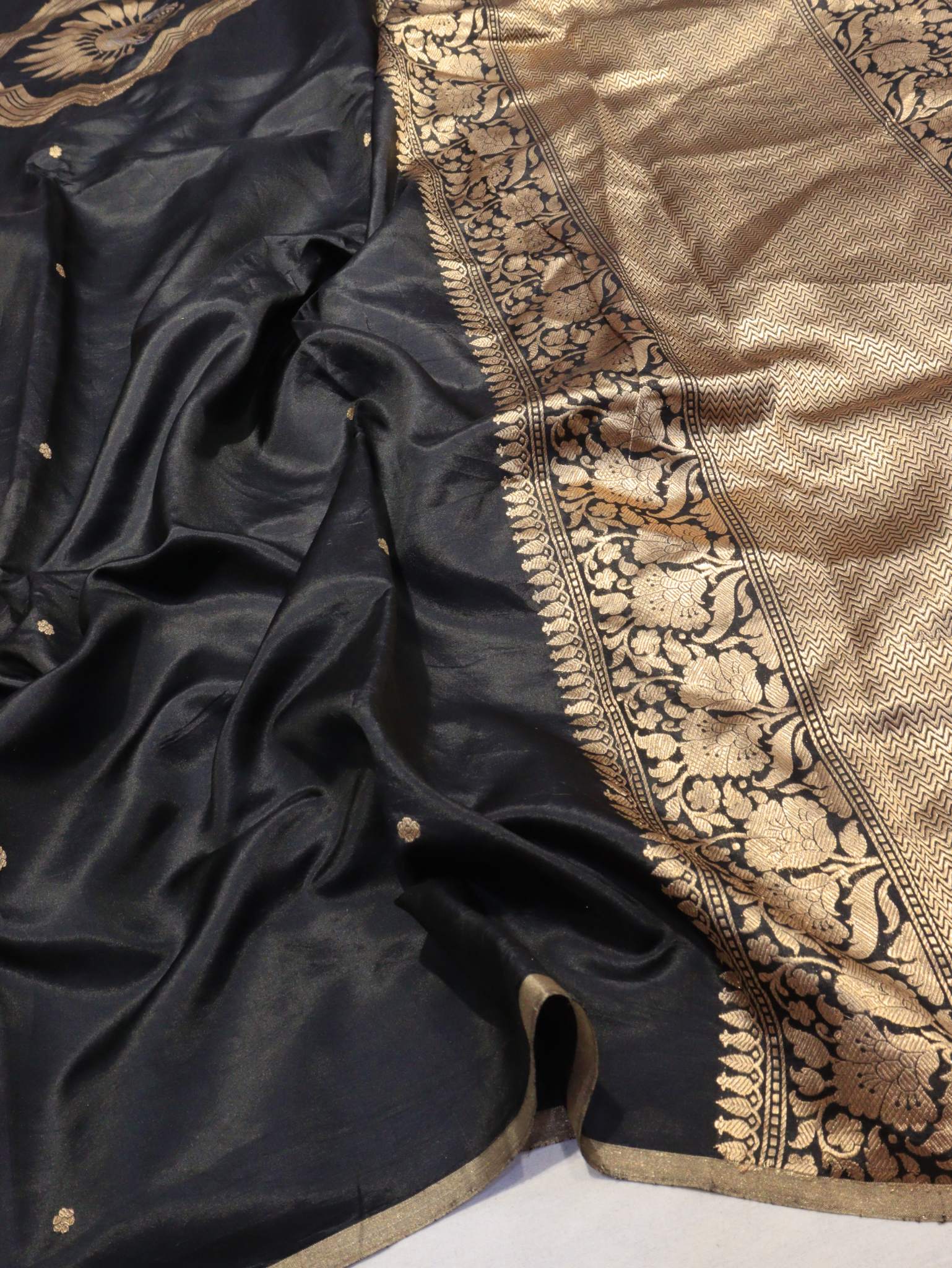 Black Soft Katan Banarasi saree texture detail