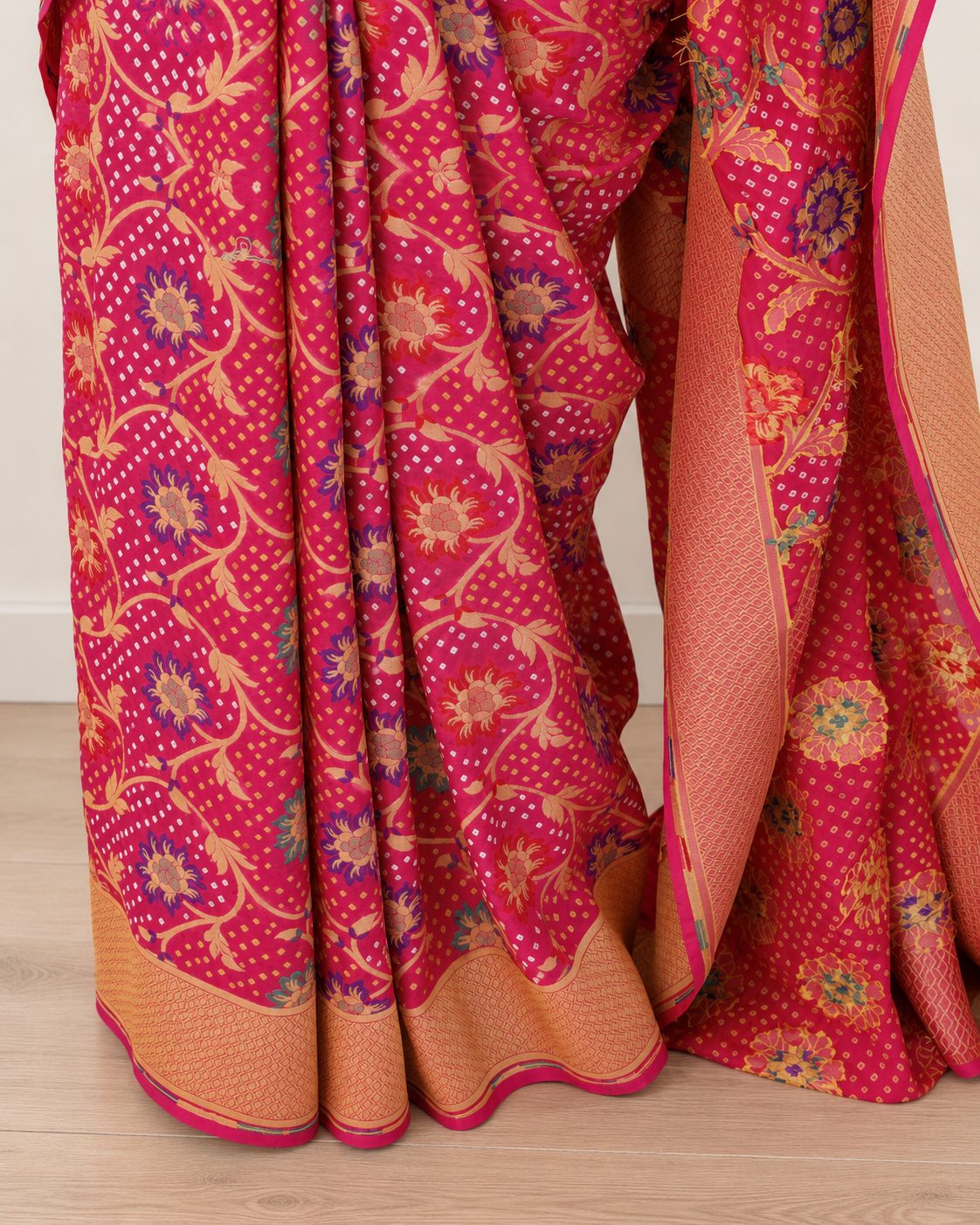 Rani pink colour Khaddi Georgette Banarasi saree border closeup
