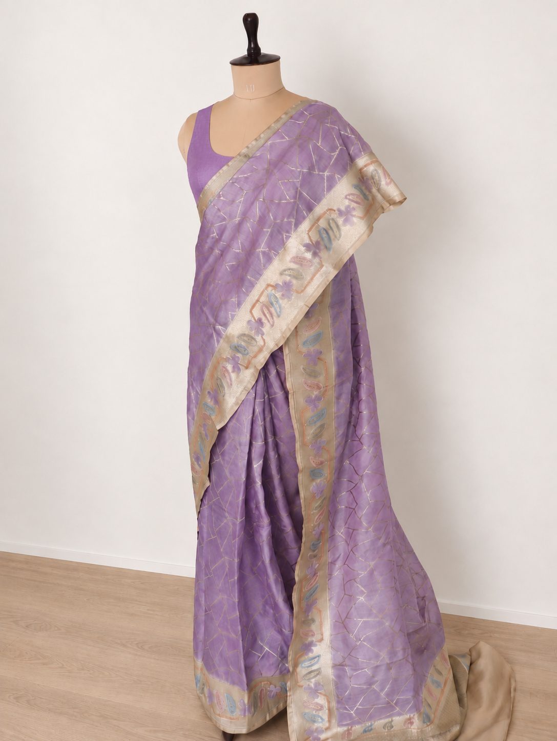 Soft lavender body with a champagne-gold border and pastel pink, powder-blue and lilac accents Raw Dupion Banarasi saree pallu detail