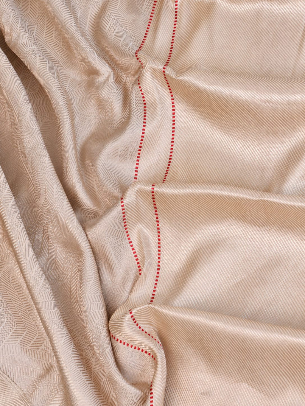 Soft ivory with a subtle champagne sheen and delicate red accents Mashru Kinkhab Banarasi saree border closeup