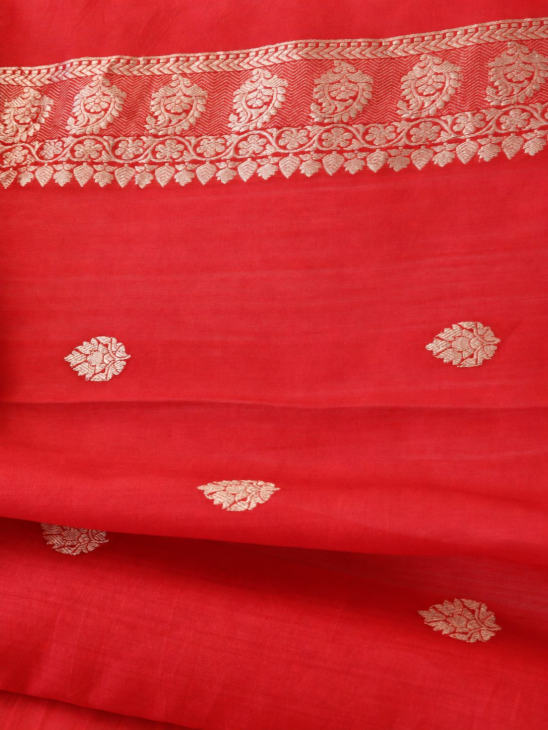 Vibrant vermilion red with delicate champagne-gold zari detailing Linen Cotton Banarasi saree blouse piece