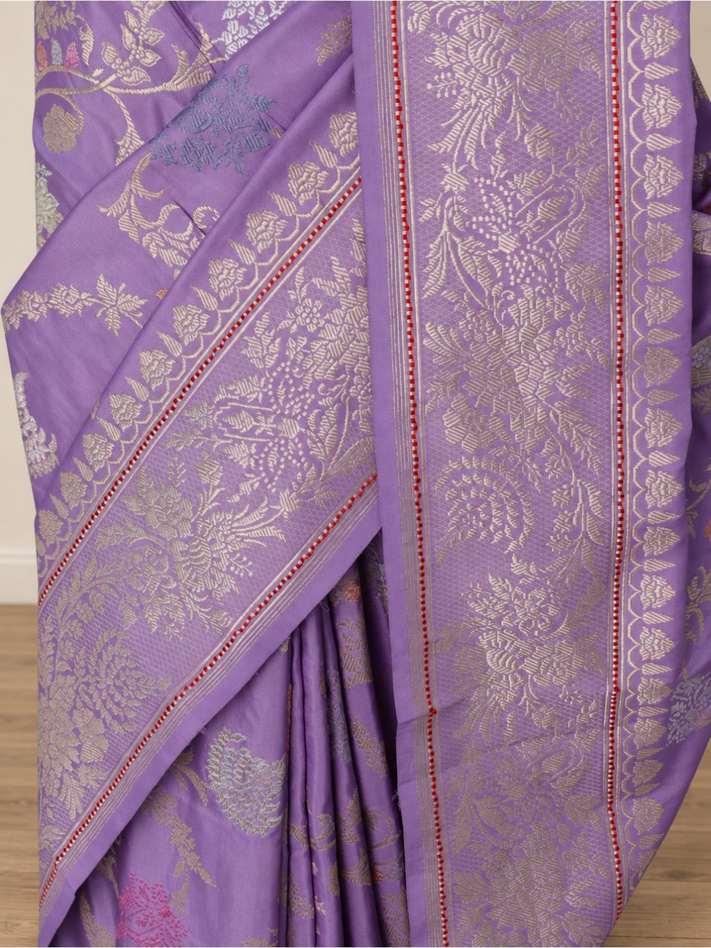 Lavender with soft gold detailing Katan Silk Banarasi saree full spread